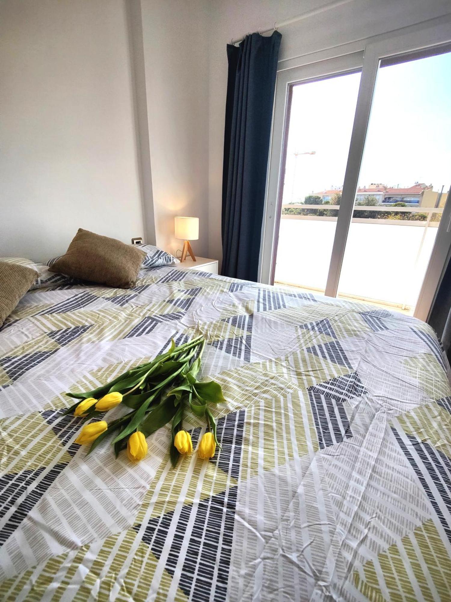 Ferienwohnung Sunny Flat With Balcony And Sea Views Cambrils Exterior foto