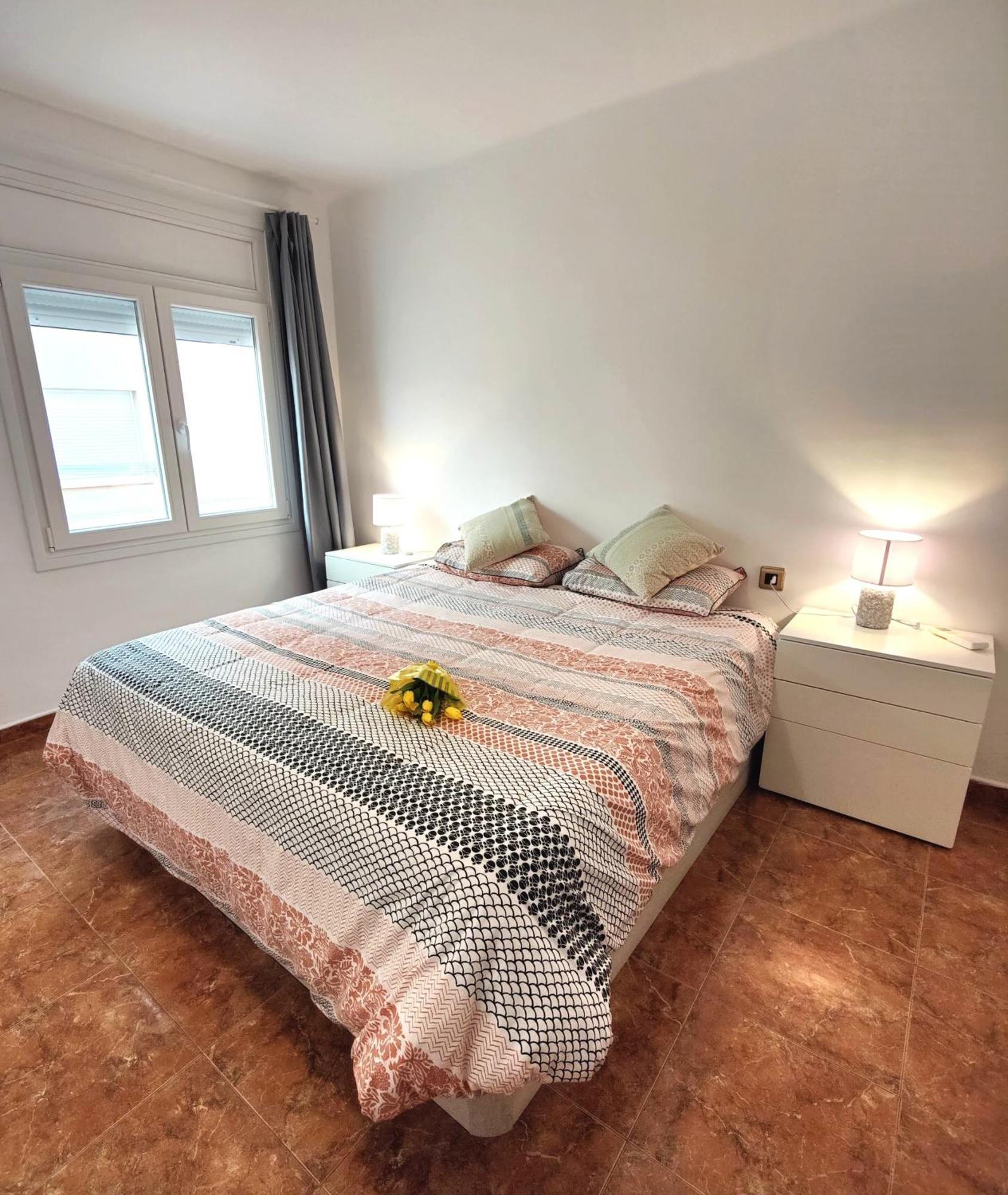 Ferienwohnung Sunny Flat With Balcony And Sea Views Cambrils Exterior foto